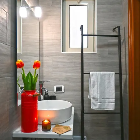 La Casa Di Apollo * نابولي